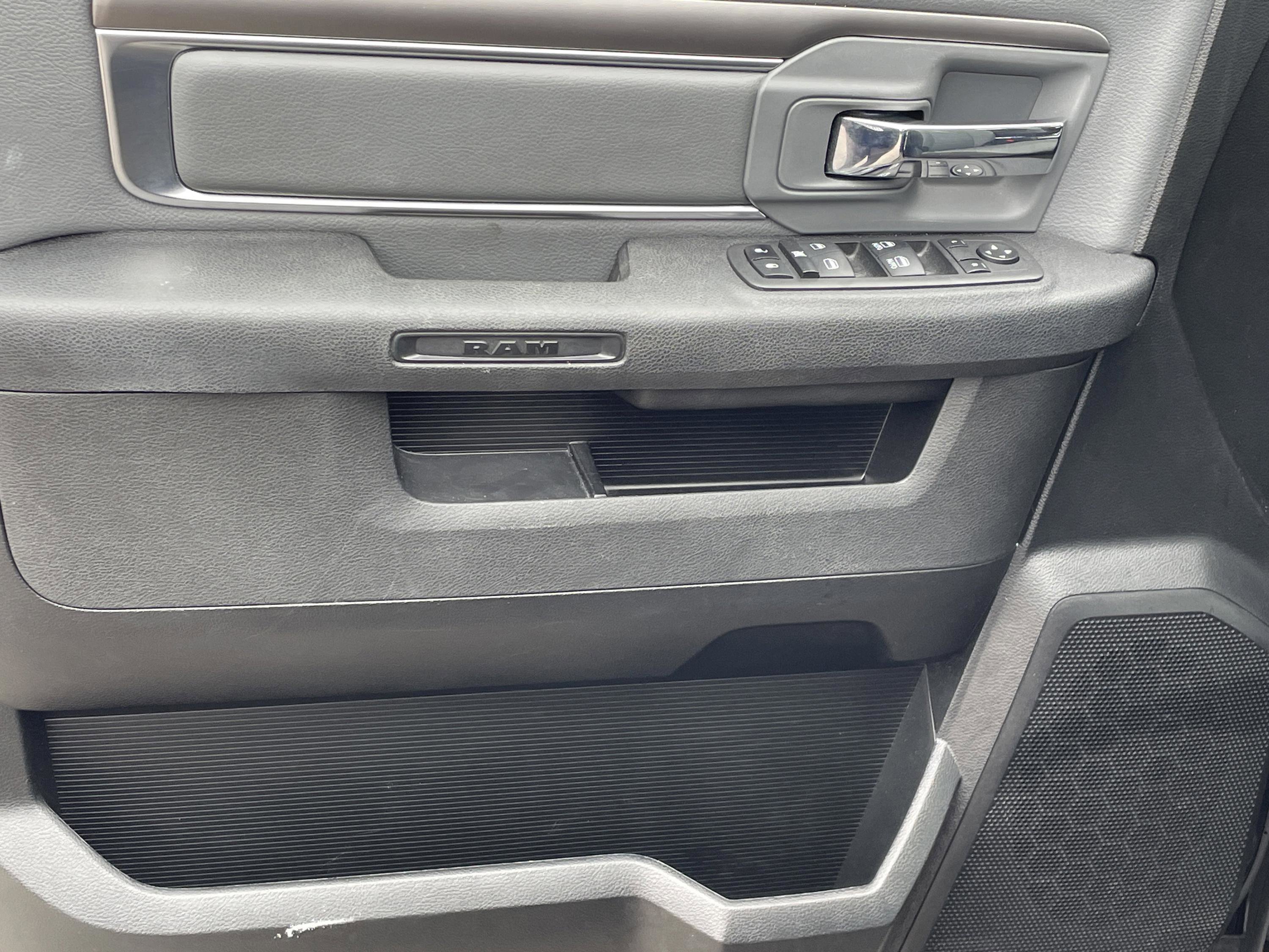 Used 2023 RAM 1500 Classic SLT w/ Trailer & Traction Group image 13