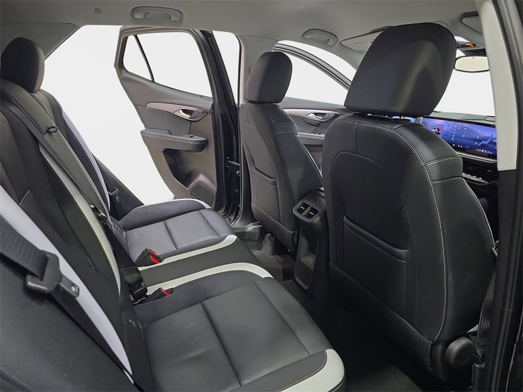 Used 2024 Buick Envision Sport Touring image 13