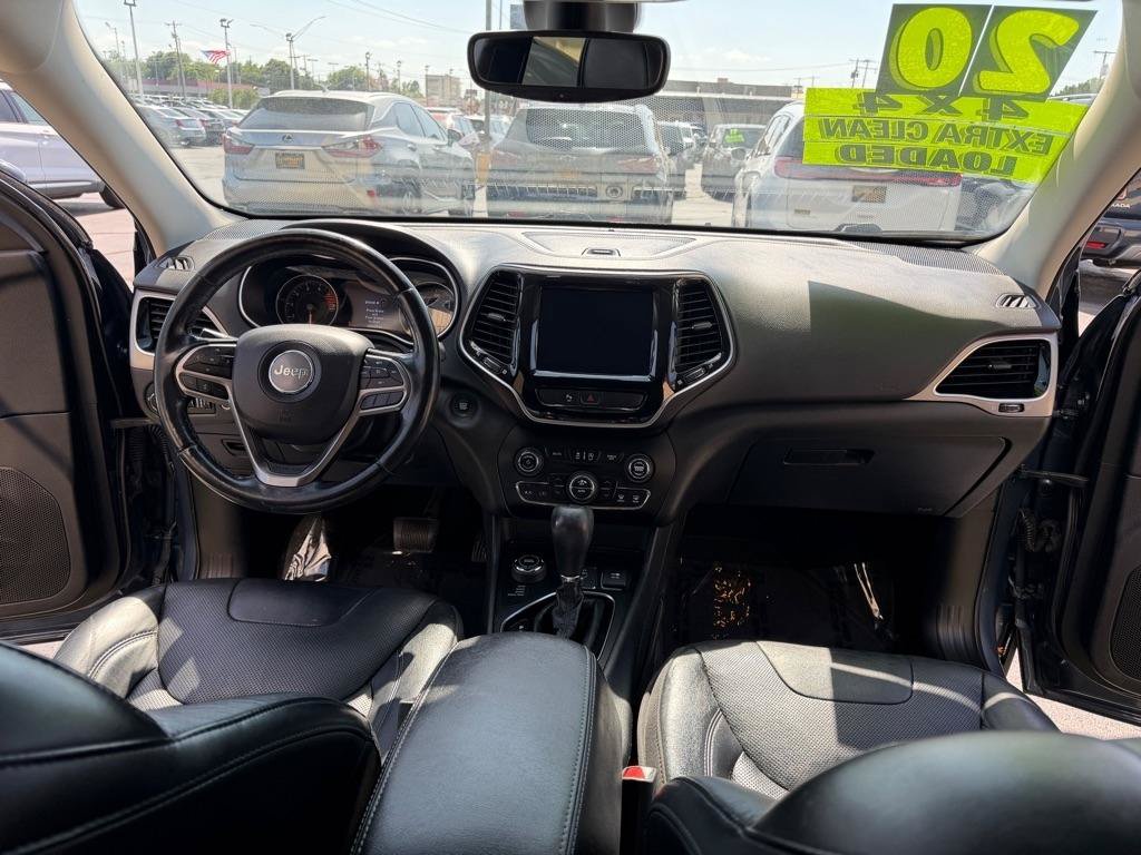 Used 2020 Jeep Cherokee Limited AWD/4WD image 19