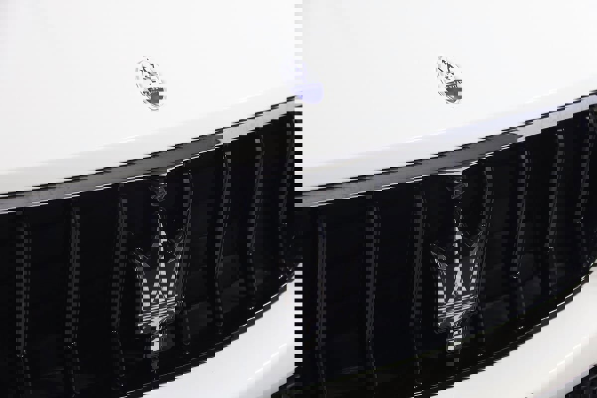 Used 2022 Maserati Levante Modena image 17