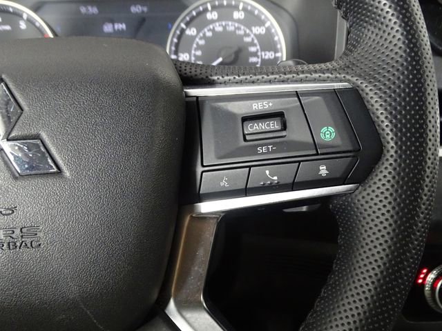 Used 2022 Mitsubishi Outlander SEL image 23