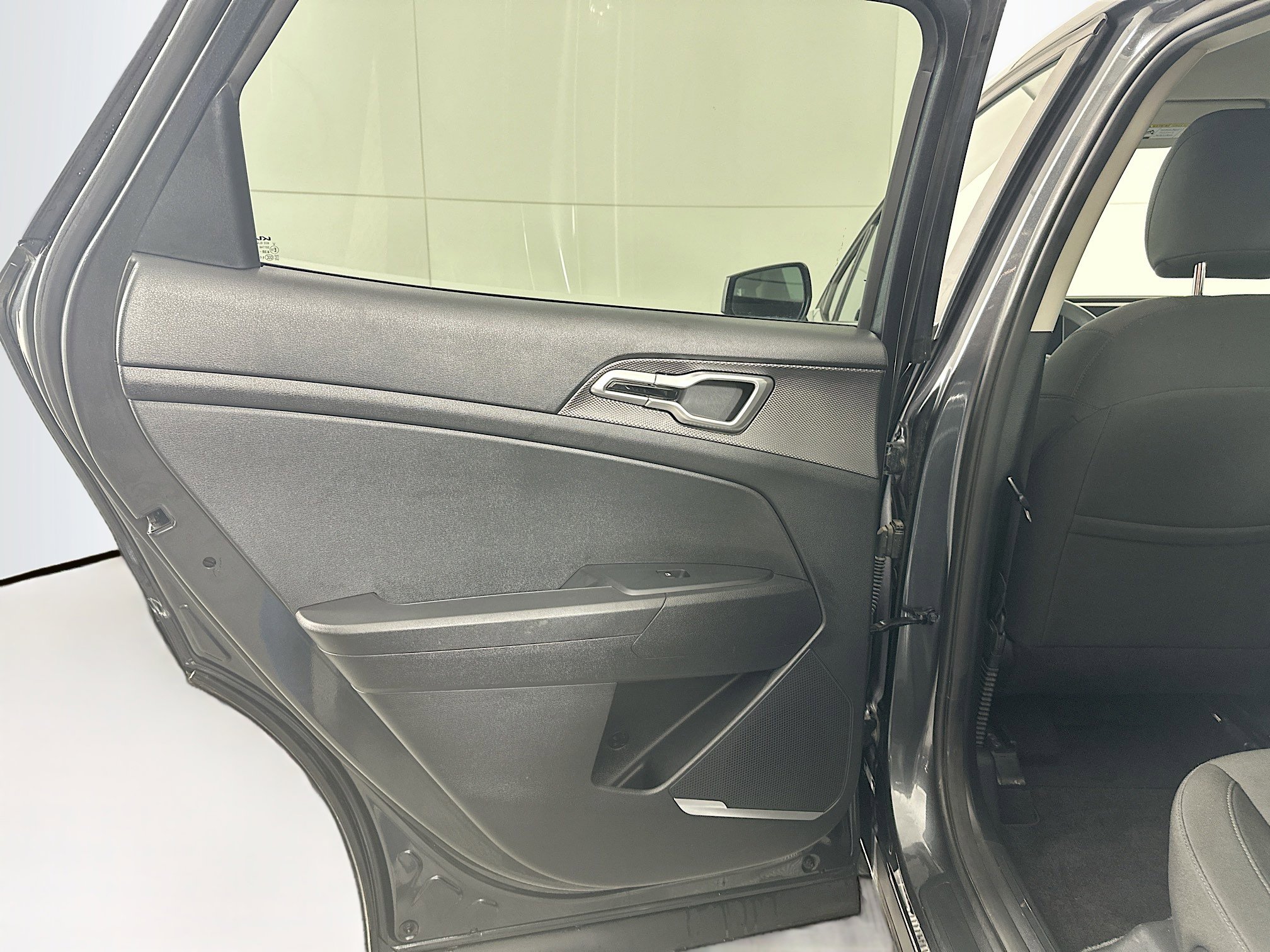 Used 2025 Kia Sportage LX image 24