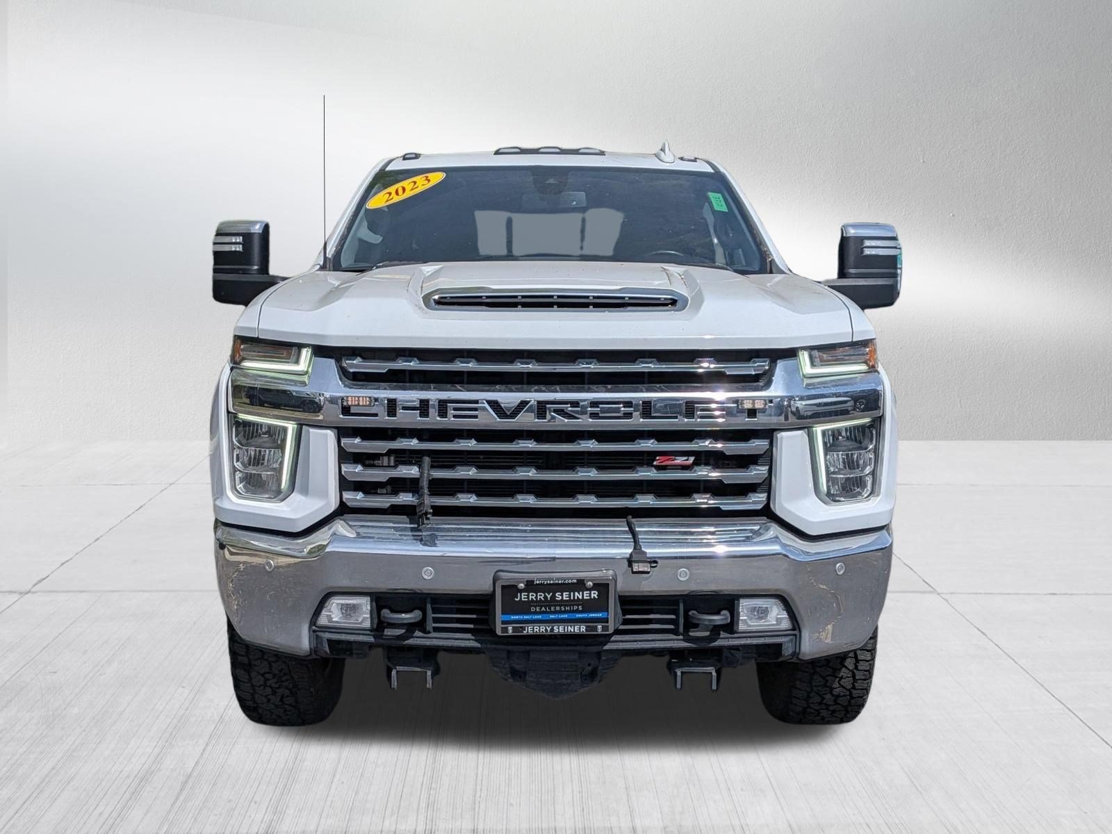Used 2023 Chevrolet Silverado 3500 LTZ w/ LTZ Plus Package image 9