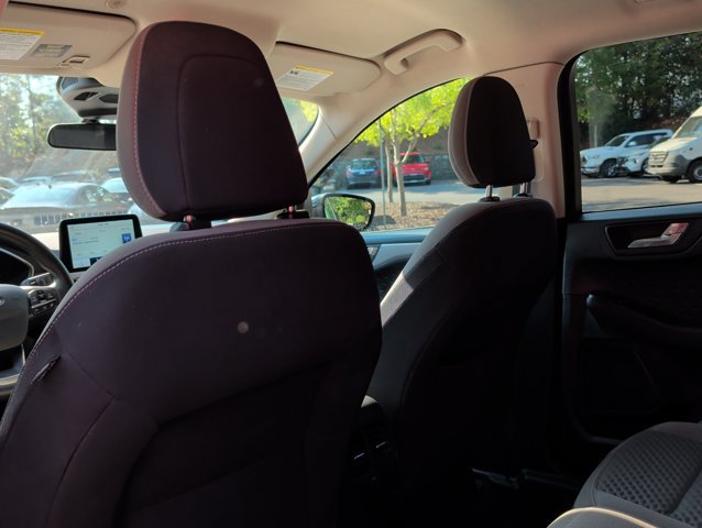 Used 2020 Ford Escape SE FWD image 19