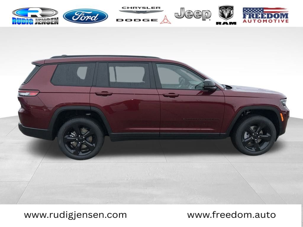 New 2025 Jeep Grand Cherokee L Limited w/ Black Appearance Package image 9