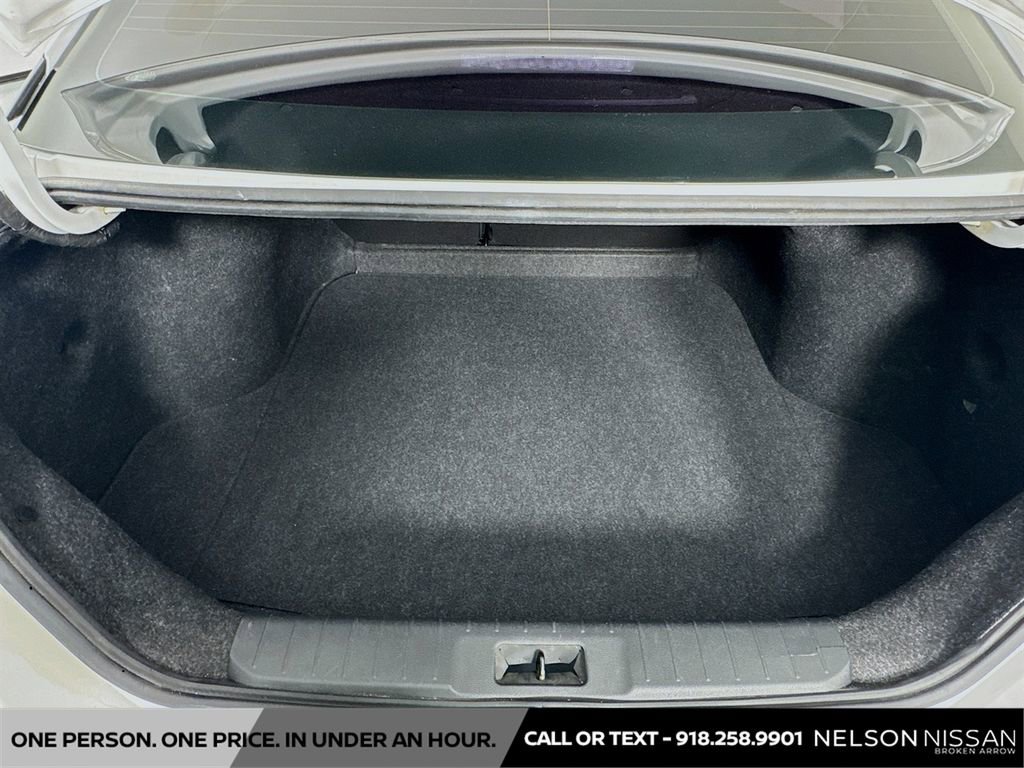 Used 2021 Nissan Sentra SV FWD image 23