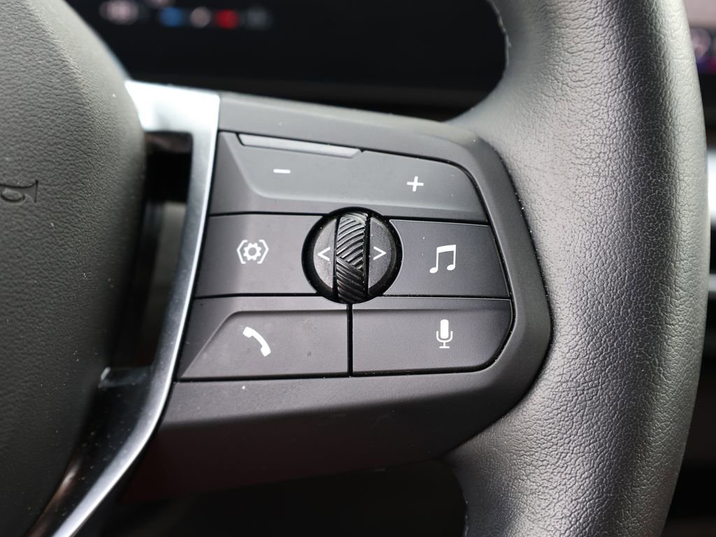 Used 2025 BMW X1 xDrive28i image 37