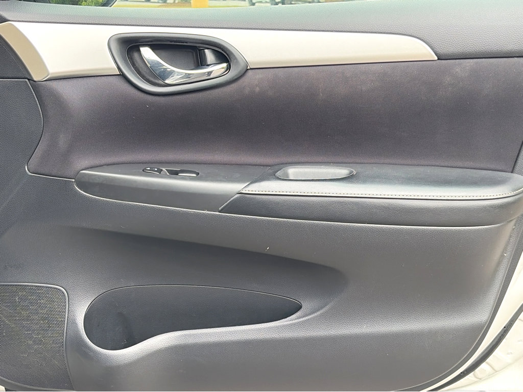 Used 2019 Nissan Sentra S FWD image 6