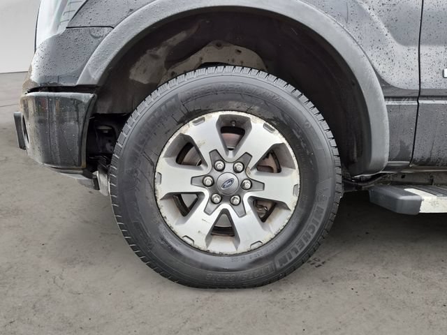 Used 2014 Ford F150 FX4 w/ Equipment Group 402A Luxury AWD/4WD image 9