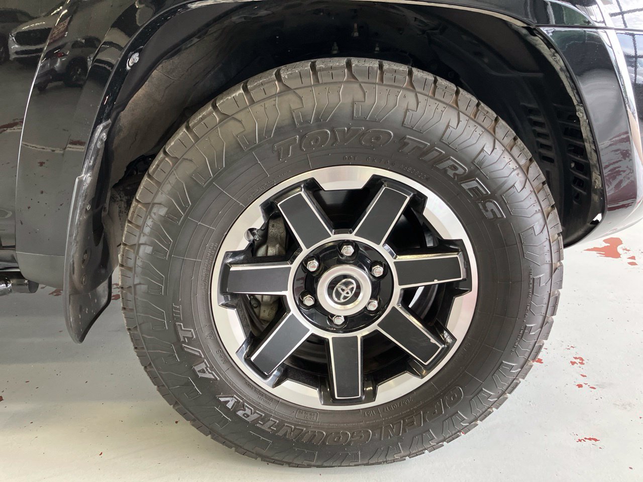 Used 2022 Toyota 4Runner TRD Off-Road Premium AWD/4WD image 13