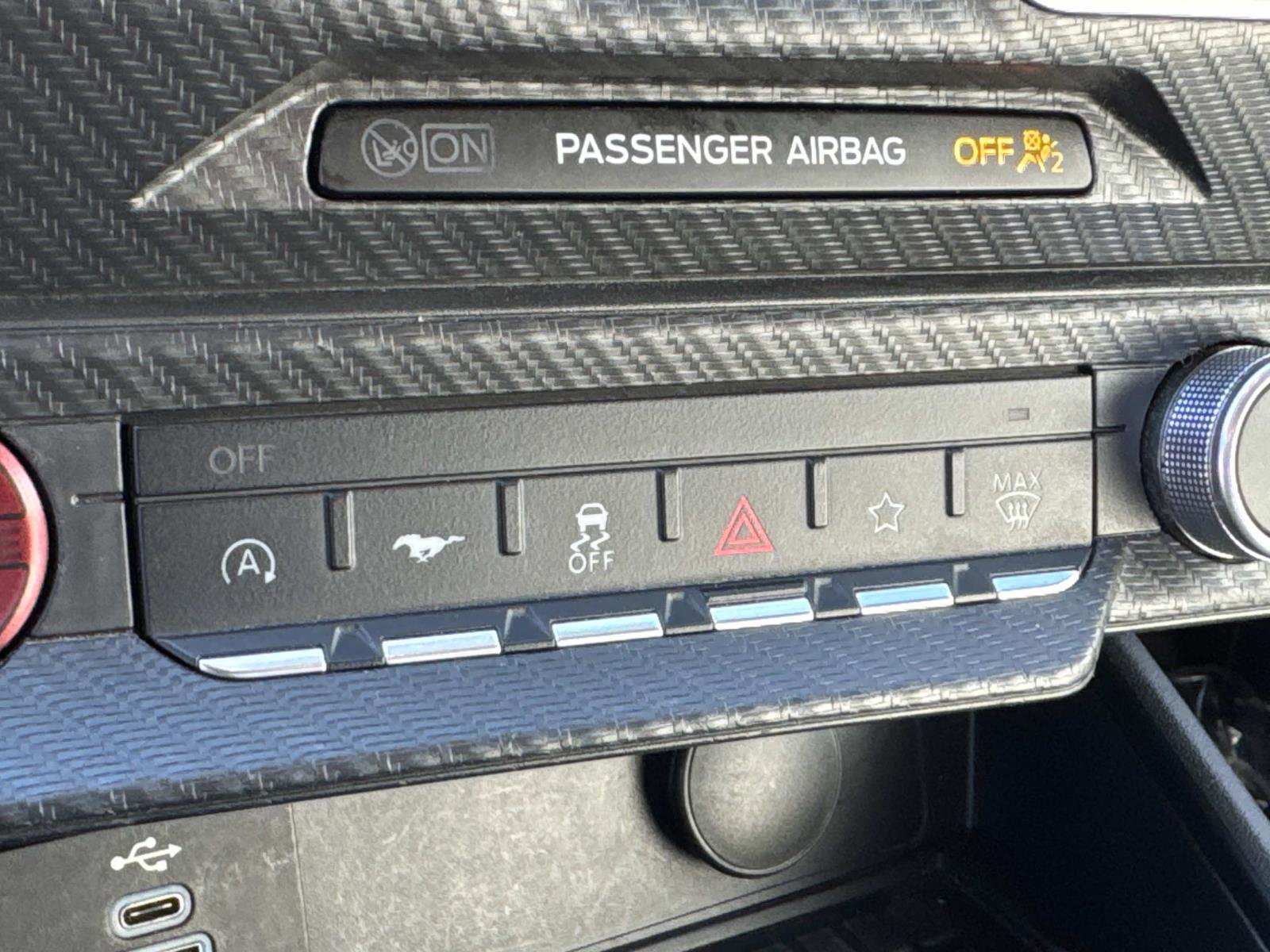 Used 2024 Ford Mustang Premium image 27