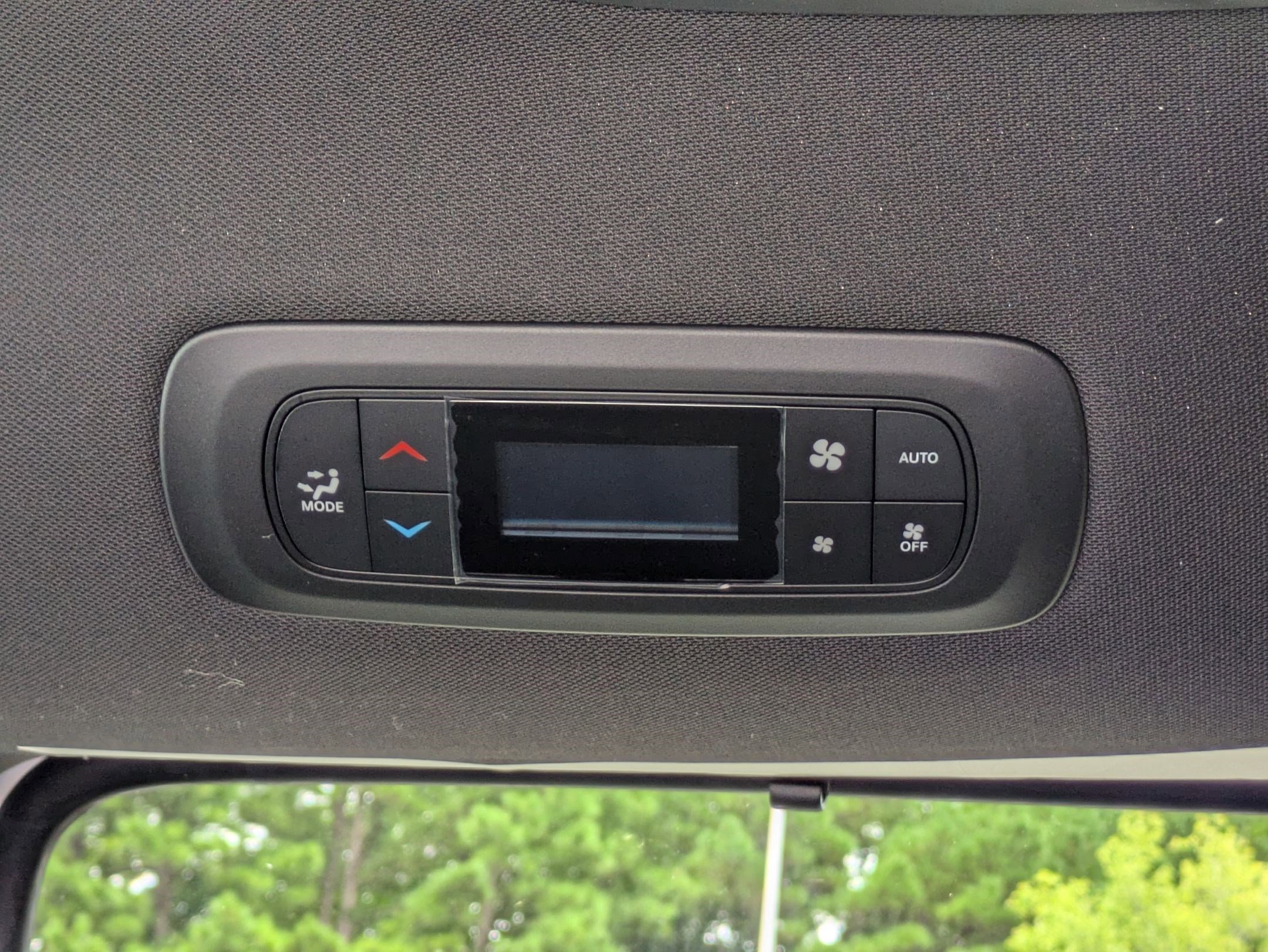 New 2026 Chrysler Pacifica Select image 21