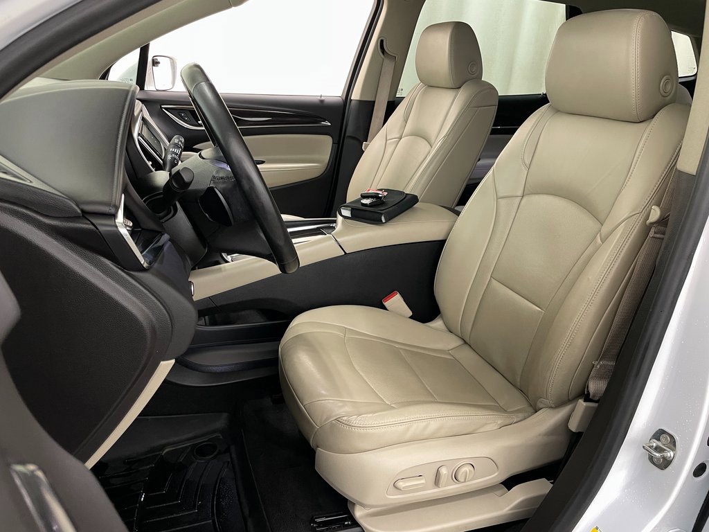 Certified 2018 Buick Enclave Premium w/ Experience Buick Package image 30