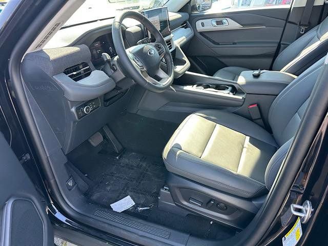 New 2025 Ford Explorer Active w/ Active Comfort Package image 9