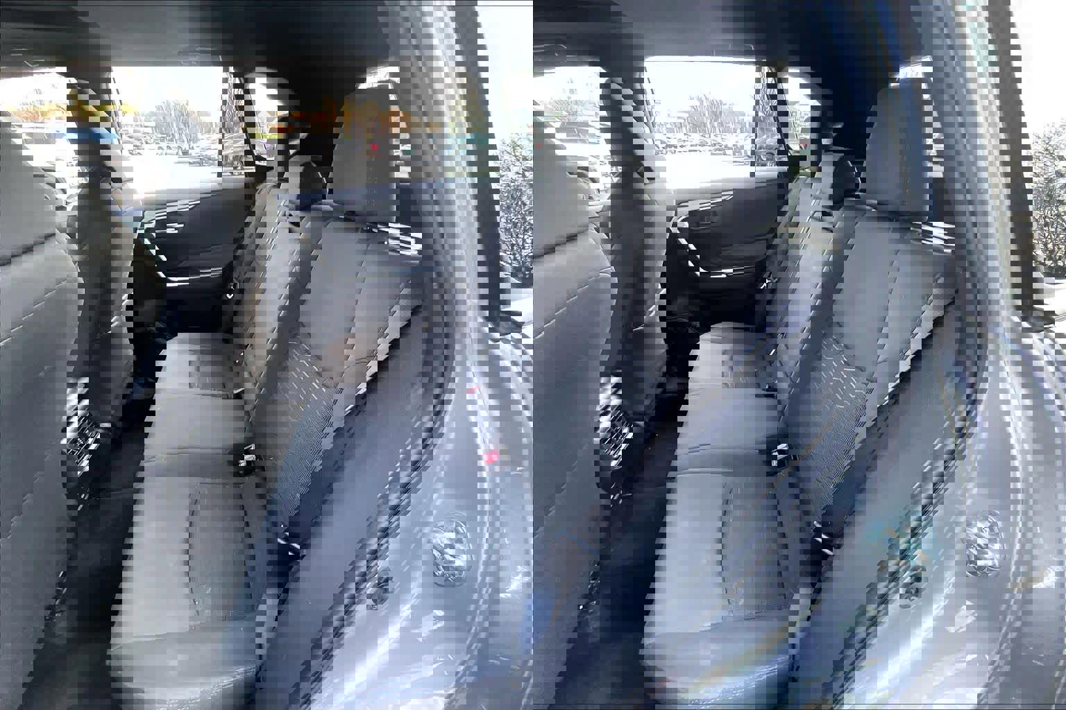 Used 2024 Toyota RAV4 SE w/ Convenience Package image 20