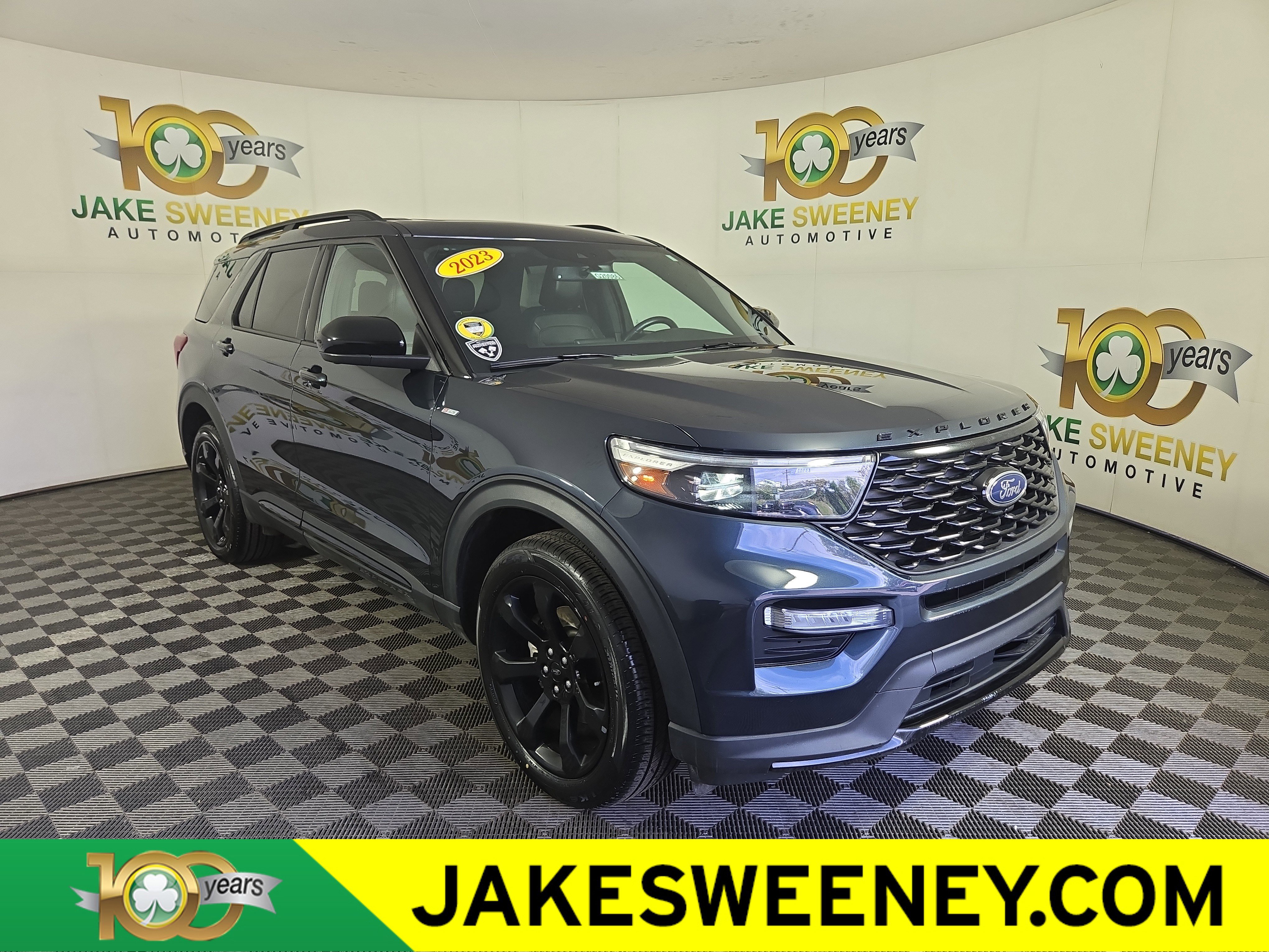 Used 2023 Ford Explorer ST-Line w/ Class IV Trailer Tow Package AWD/4WD image 1