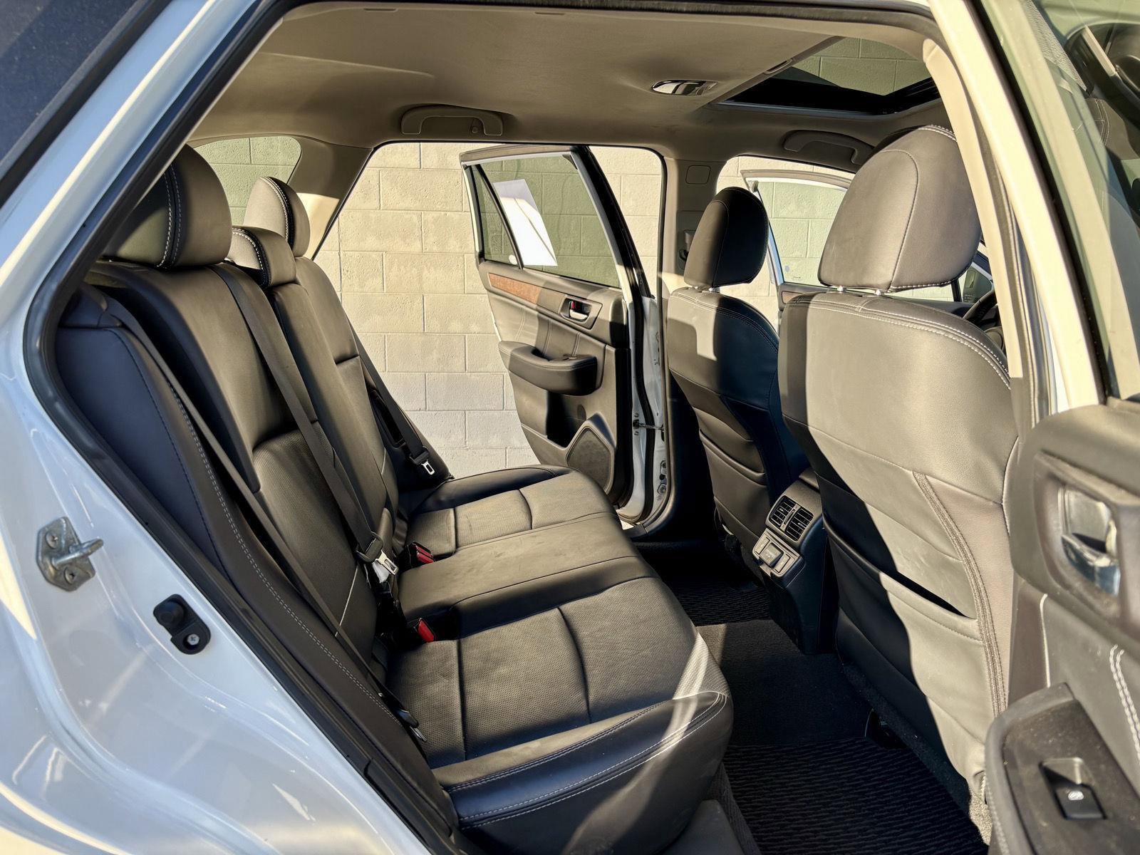 Used 2018 Subaru Outback 2.5i Limited image 9