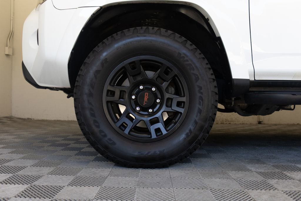 Used 2015 Toyota 4Runner TRD Pro image 9
