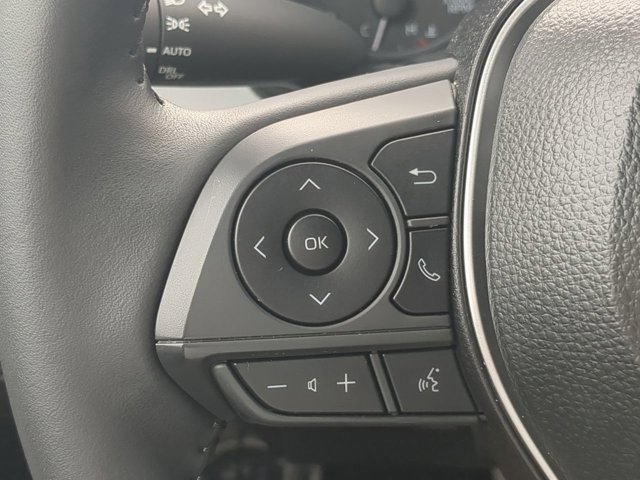 Used 2025 Toyota Corolla SE image 22