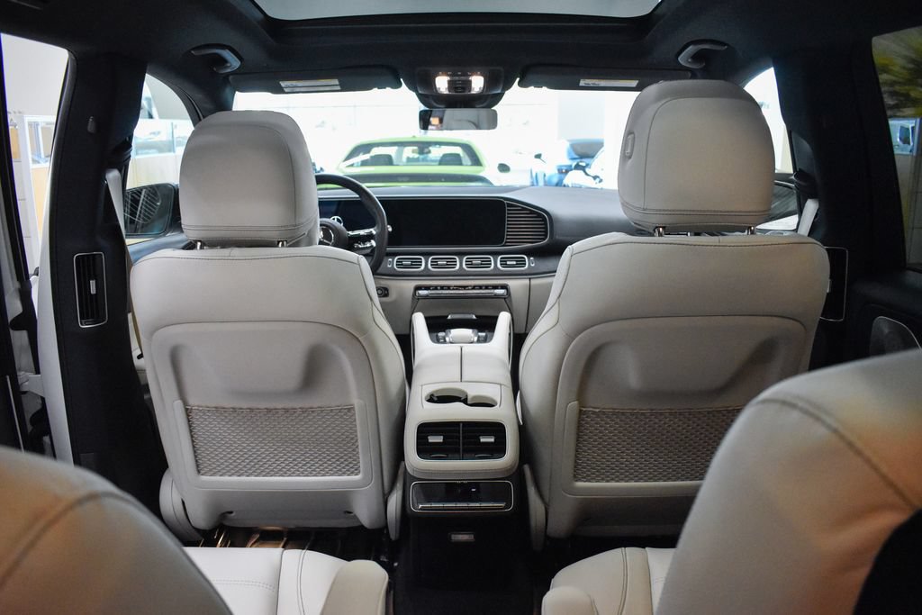 Certified 2025 Mercedes-Benz GLS 580 4MATIC image 36
