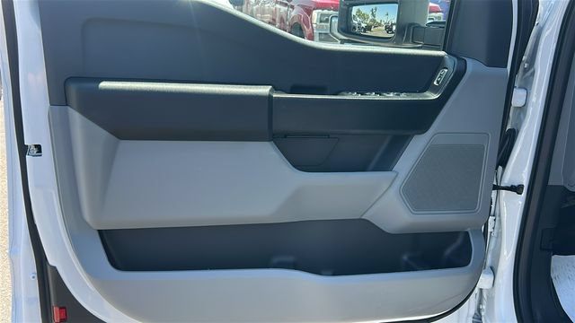 New 2026 Ford F250 XL w/ XL Chrome Package RWD image 16