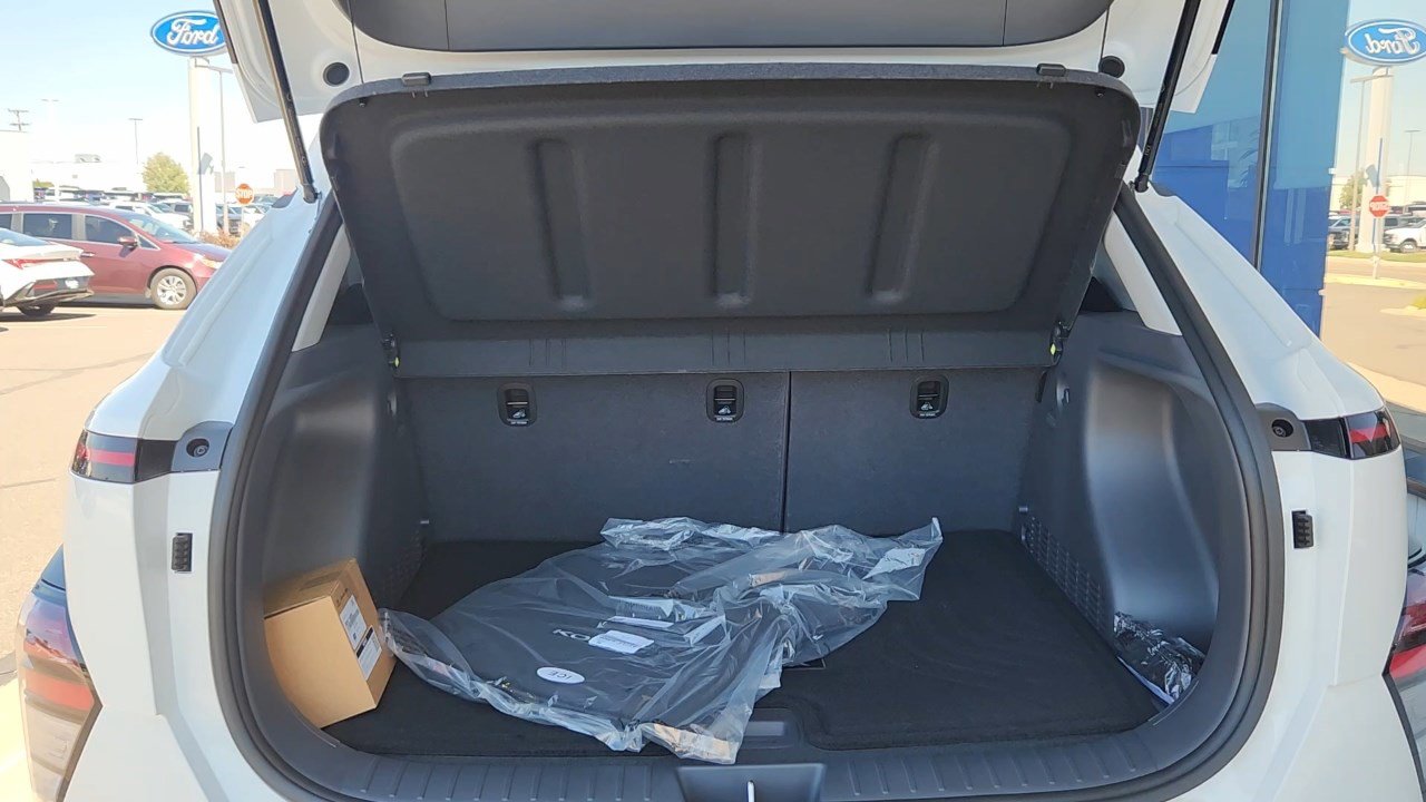 New 2026 Hyundai Kona SEL Premium image 19