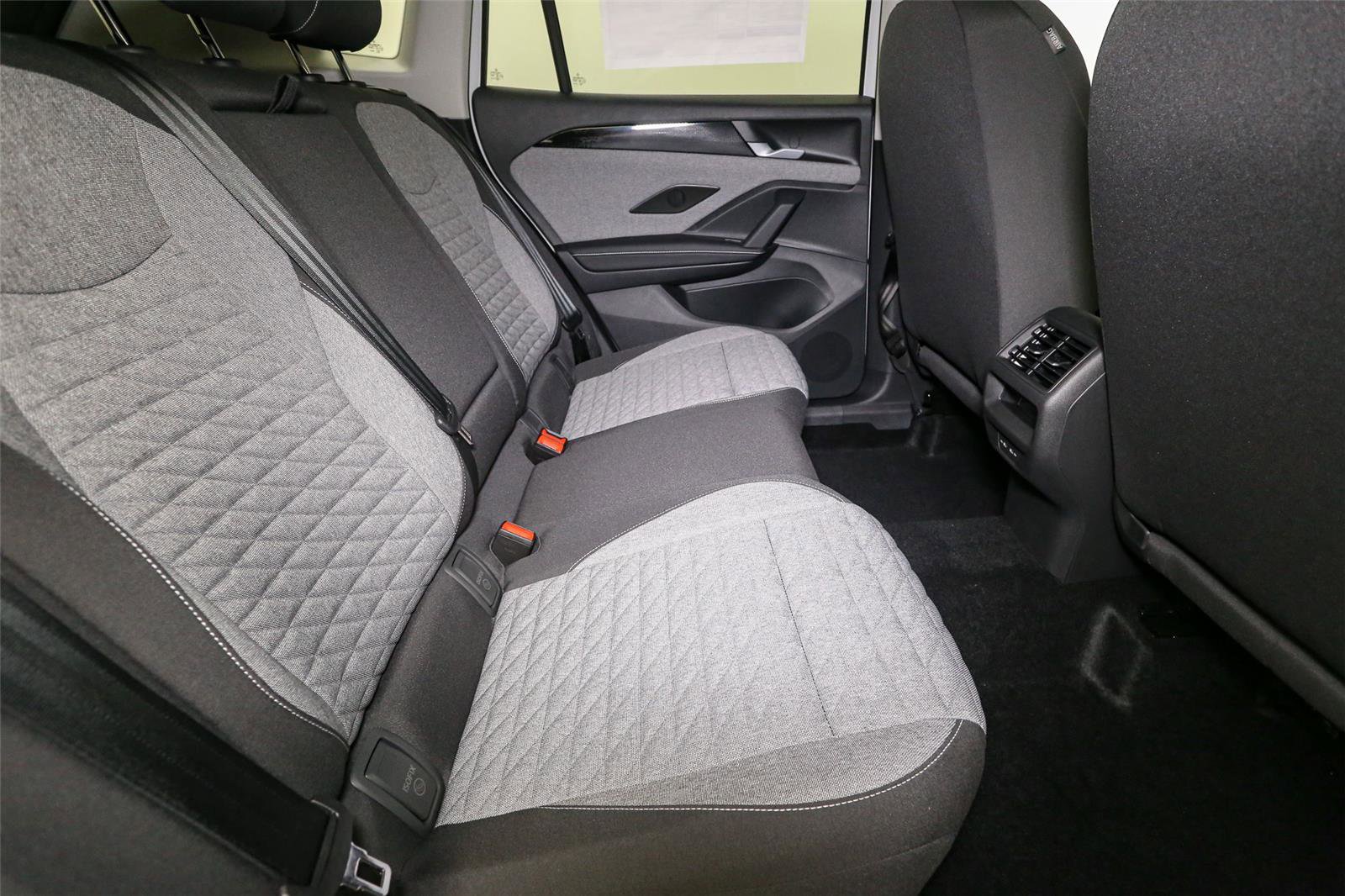 New 2025 Volkswagen Tiguan S image 15