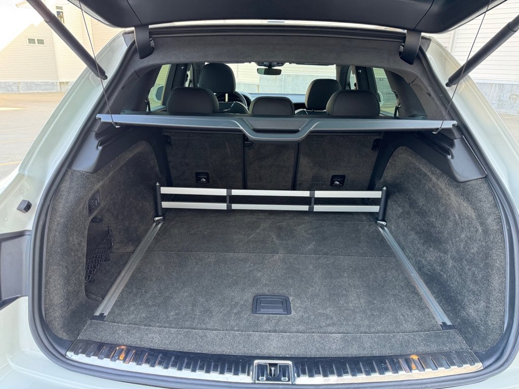 Used 2019 Bentley Bentayga AWD/4WD image 23