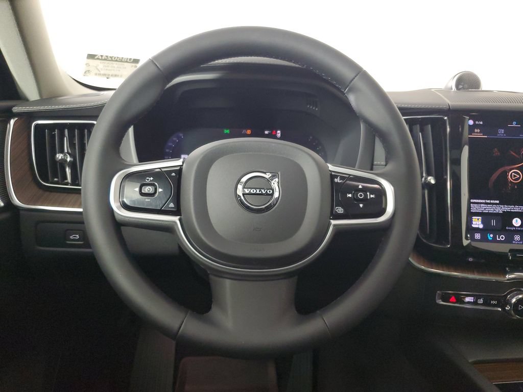 Used 2023 Volvo XC60 B5 Ultimate AWD/4WD image 16