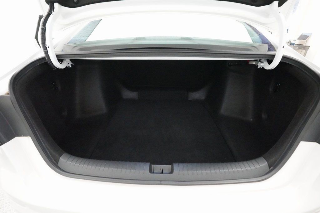 Used 2023 Honda Accord LX image 10