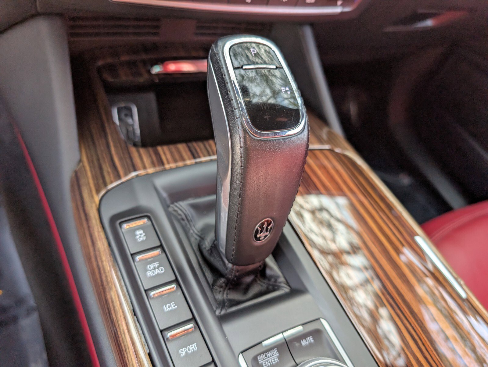 Used 2022 Maserati Levante Modena image 30