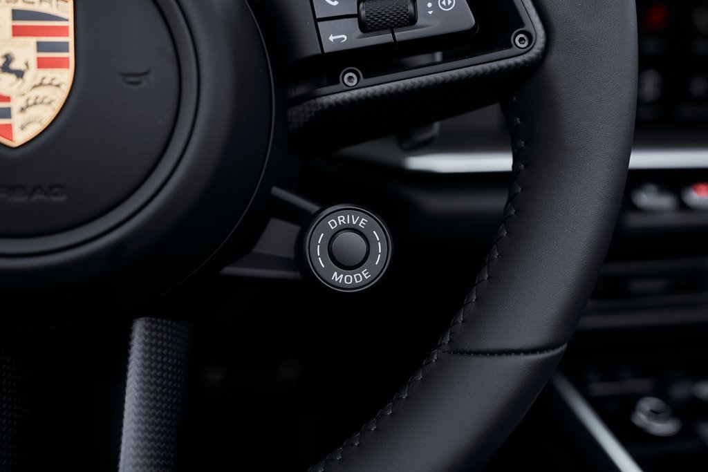 Used 2025 Porsche 911 Turbo S w/ 911 Turbo Sportdesign Package image 48