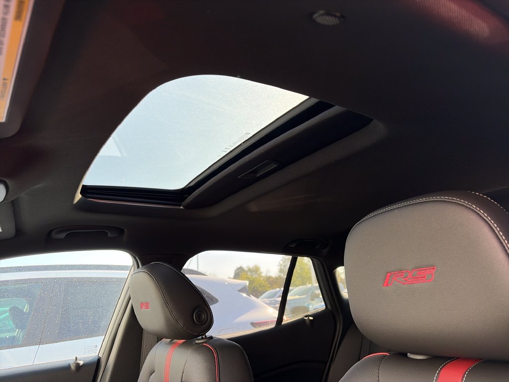New 2026 Chevrolet Trax RS w/ Sunroof Package FWD image 20