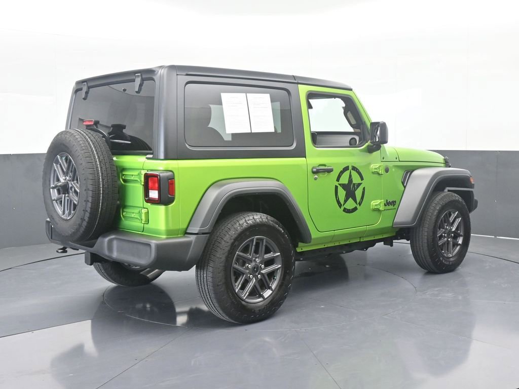 Used 2025 Jeep Wrangler Sport image 6