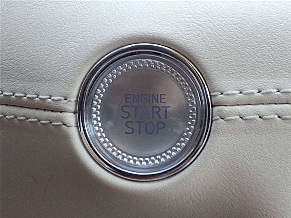 New 2026 Genesis G90 3.5T image 9