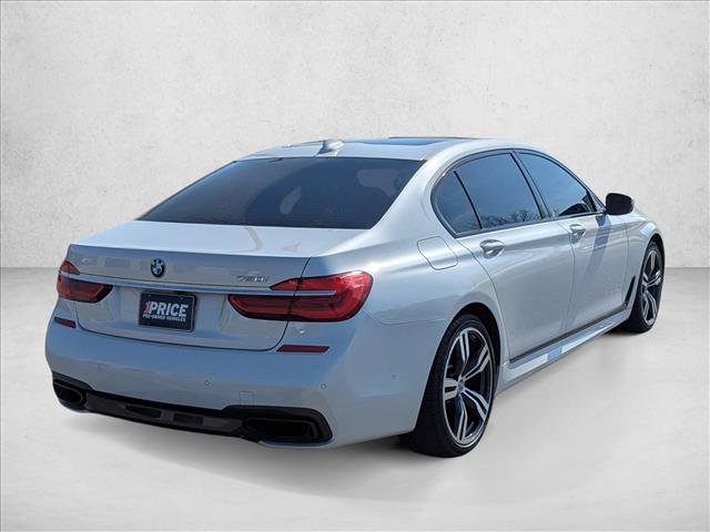 Used 2017 BMW 750i image 5