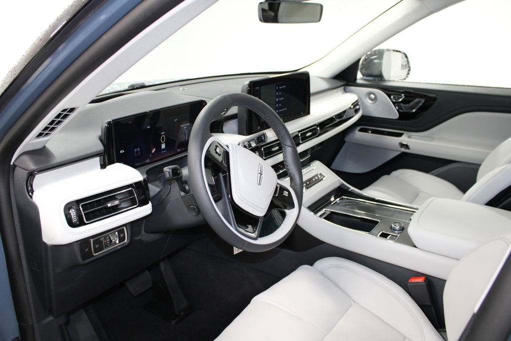 New 2026 Lincoln Aviator Reserve image 23
