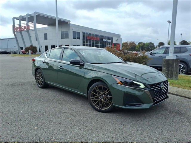 New 2025 Nissan Altima 2.5 SR image 1