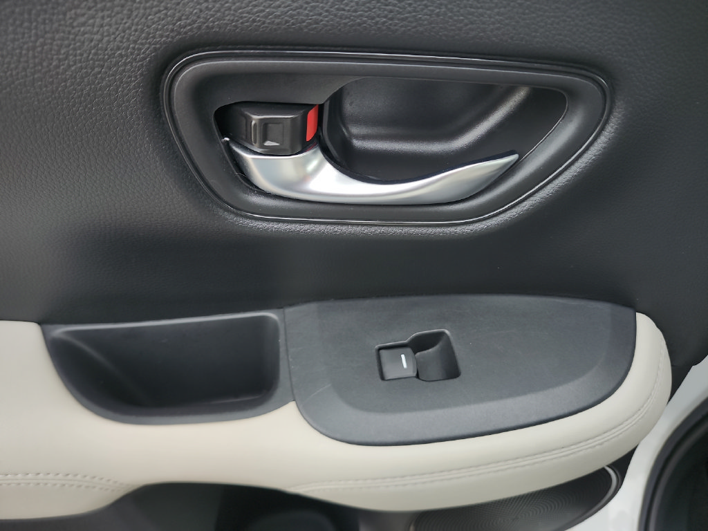 Certified 2024 Honda HR-V LX image 24