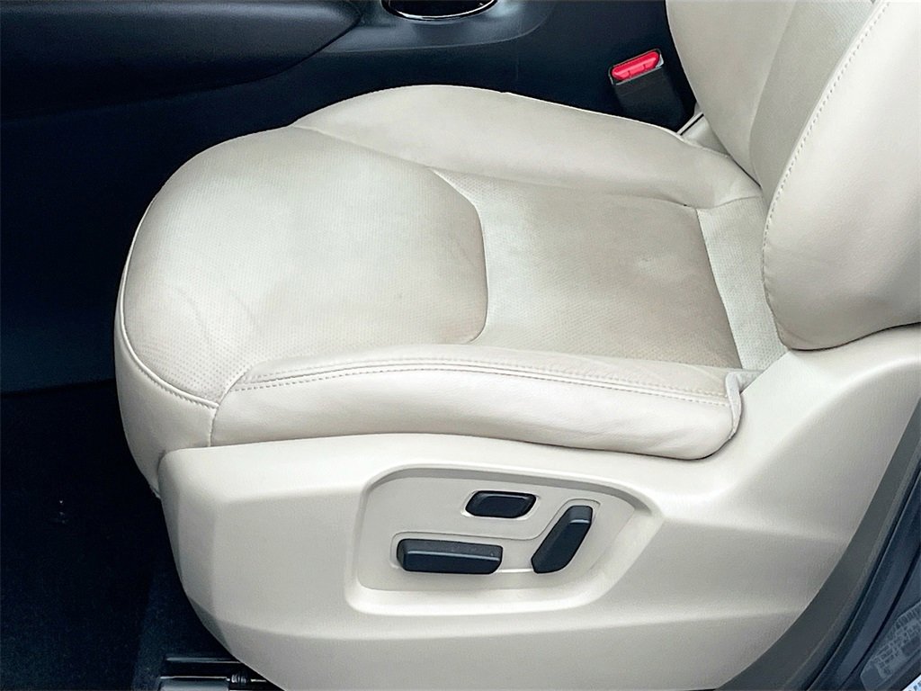 Used 2022 MAZDA CX-9 Touring w/ Touring Premium Package image 18