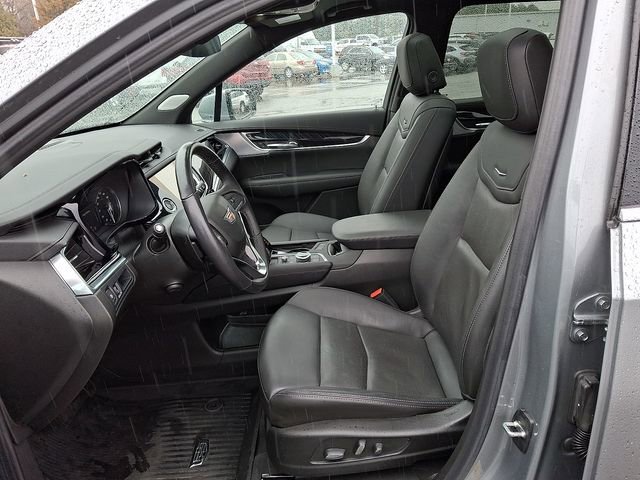 Certified 2023 Cadillac XT6 Premium Luxury w/ LPO, Floor Liner Package image 11