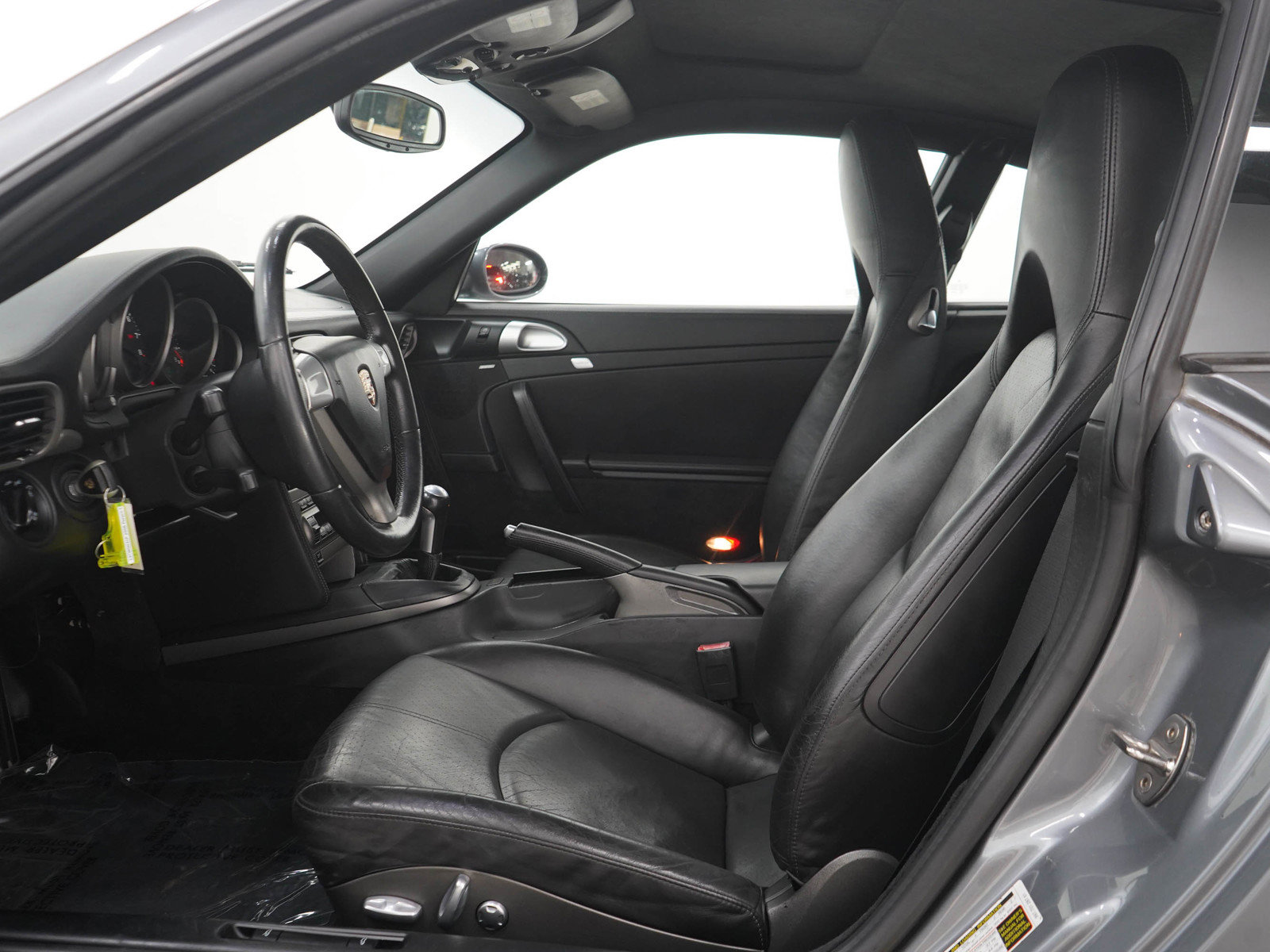Used 2006 Porsche 911 Carrera 4 AWD/4WD image 16