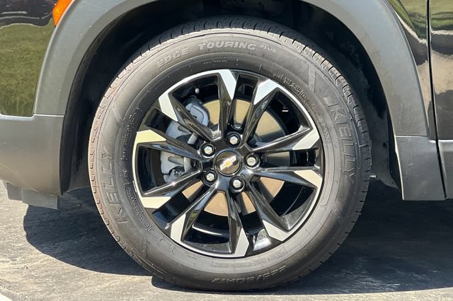 Used 2023 Chevrolet TrailBlazer LT w/ Convenience Package FWD image 35
