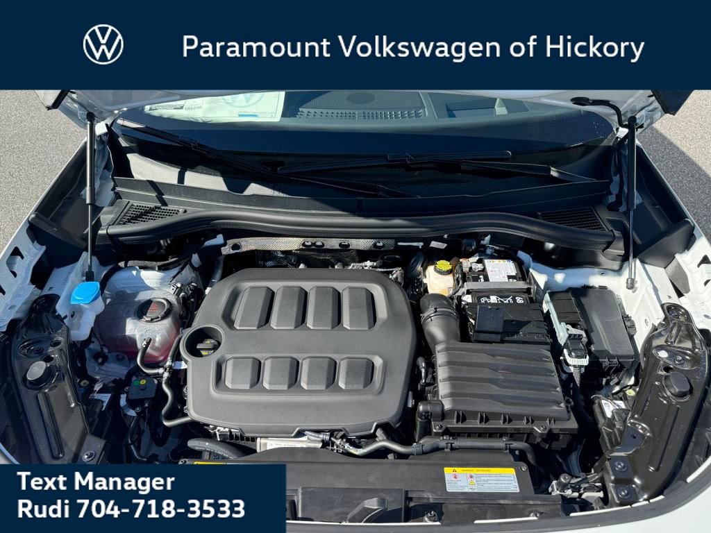 New 2026 Volkswagen Tiguan SE R-Line image 19