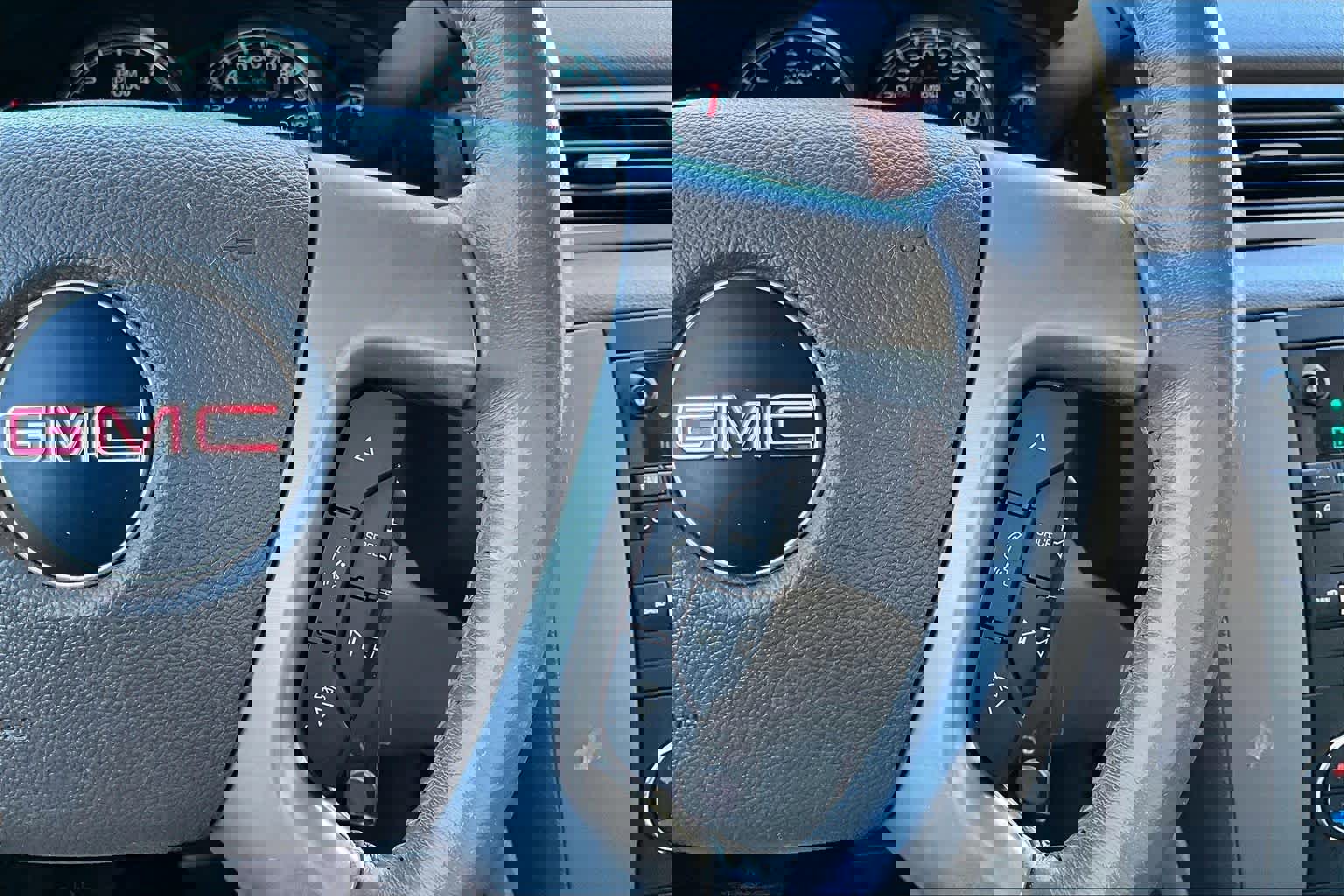 Used 2012 GMC Yukon SLT w/ Texas Edition image 24