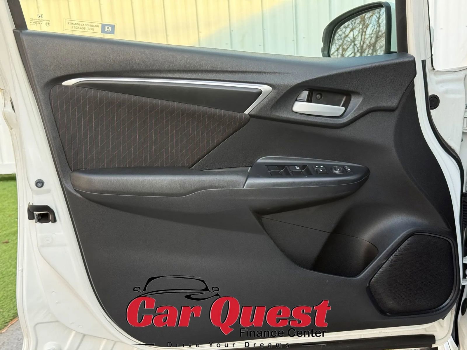 Used 2018 Honda Fit Sport image 11