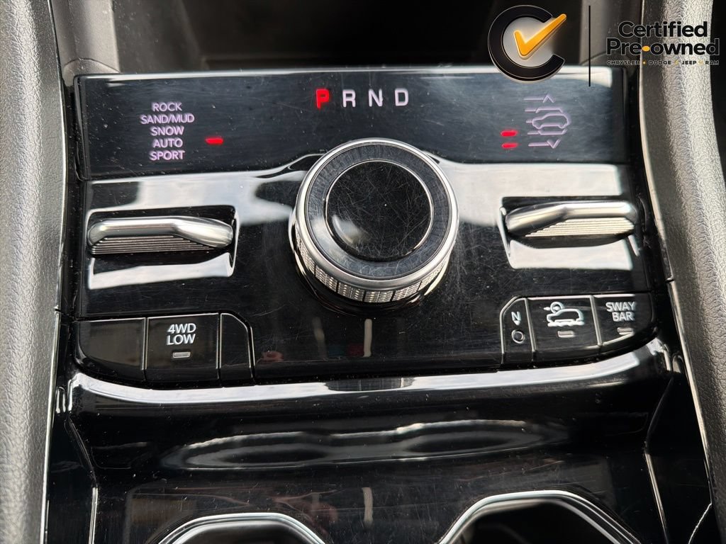 Used 2022 Jeep Grand Cherokee Trailhawk AWD/4WD image 87
