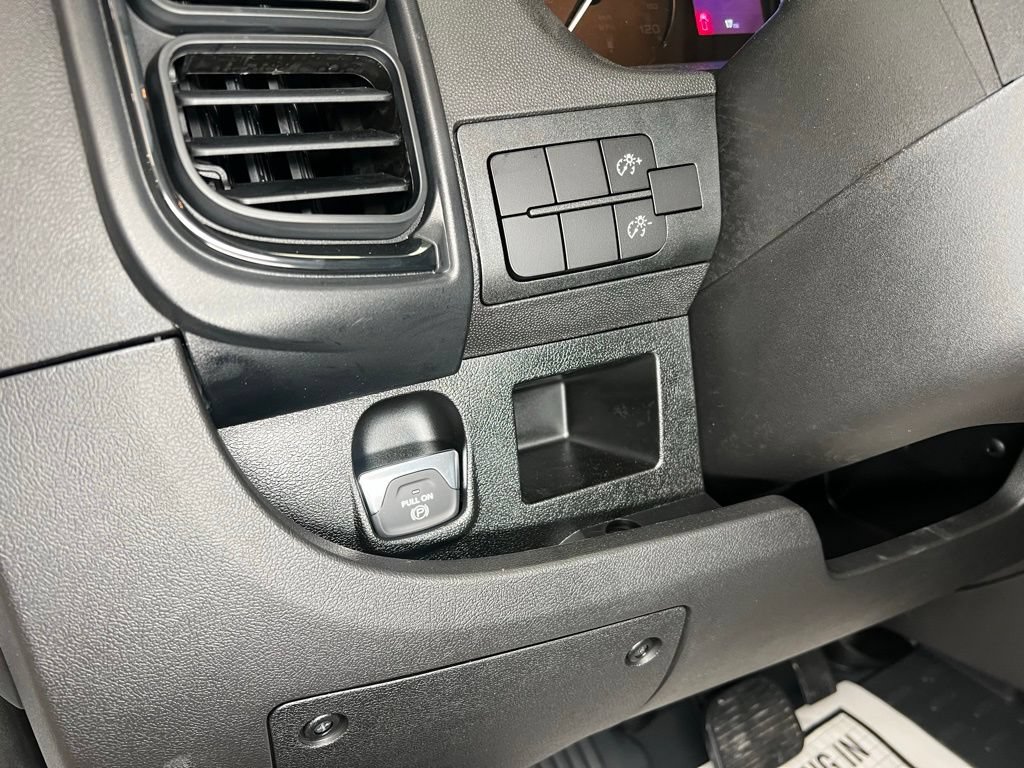 New 2026 RAM ProMaster 2500 w/ Storage Group FWD image 14