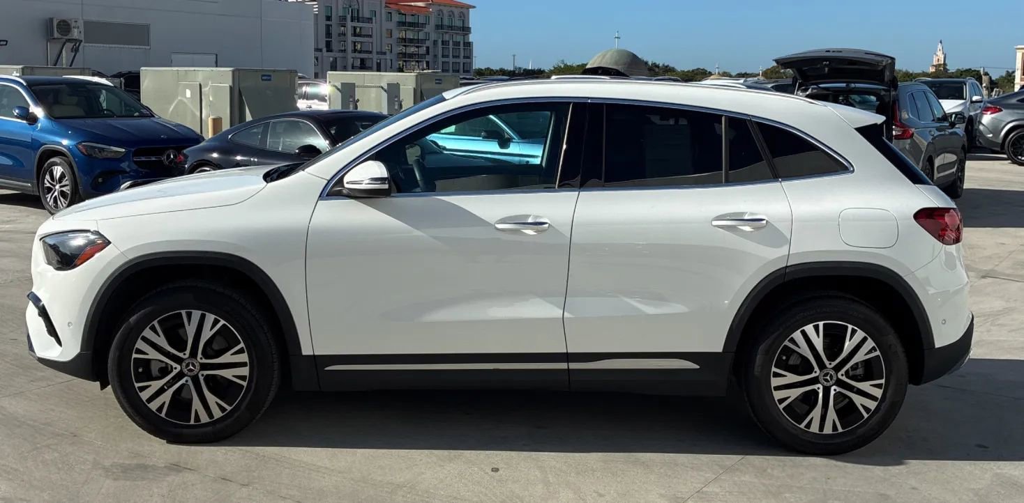 Used 2025 Mercedes-Benz GLA 250 image 4