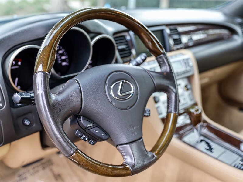 Used 2007 Lexus SC 430 Convertible RWD image 20